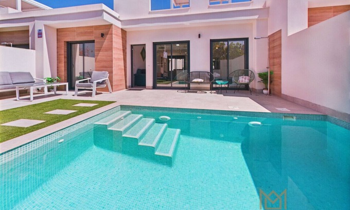 San Javier Villa | Modern Three-Bedroom Villa in Dolores de Pacheco