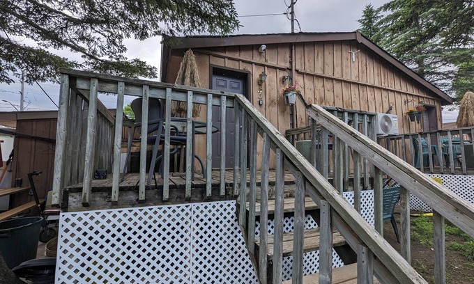 Wasaga Beach Cottage | Modern Tiny Wood Cottage #3 Camping style Cottages 5 minutes to the beach!
