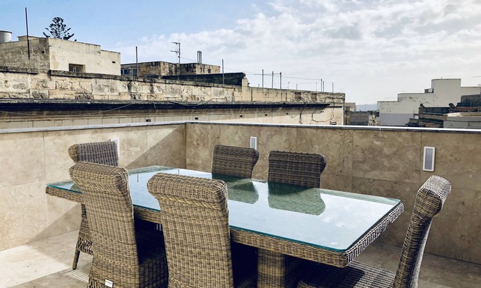 Sliema House | MODERN TOWNHOUSE IN SLIEMA