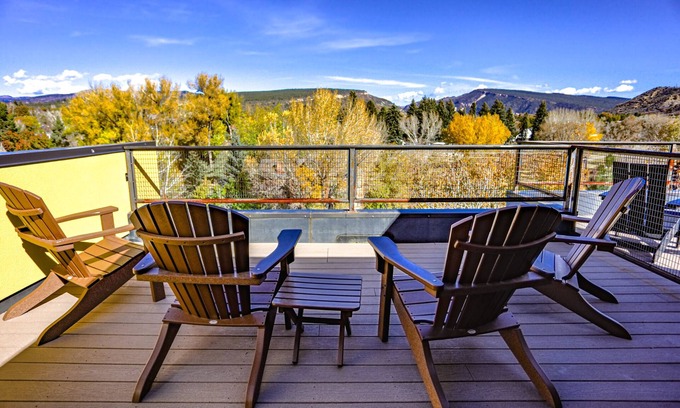 Durango House | Modern Townhouse on the River w/AC, Roof Top Deck
