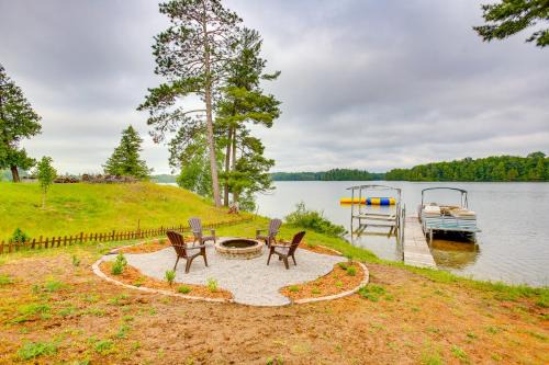 Traverse City House | Modern Traverse City Lake House with Hot Tub!