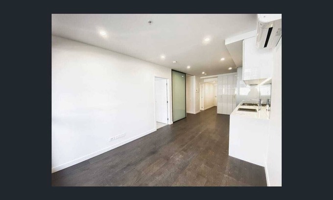 North Melbourne House | Modern Two Bedroom Apartment in North Melbourne