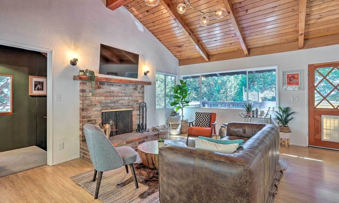 Crestline Cabin | Modern & Unique Cabin with Deck by Lake Gregory!