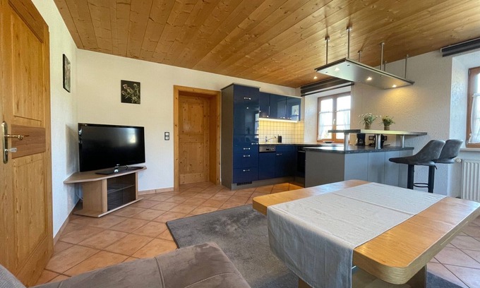 Fischbachau Apartment | Modern vacation apartment with a view of the Fischbachau mountains