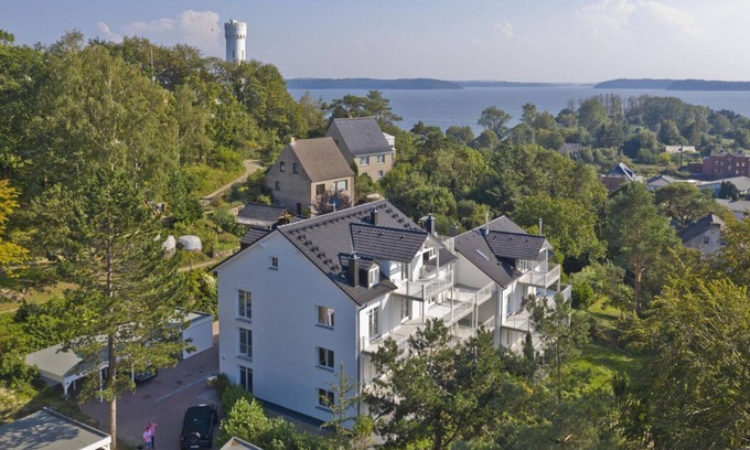 Lietzow Apartment | Modern vacation apartment with sauna and terrace - Ferienresidenz Zwei Bodden 112 -