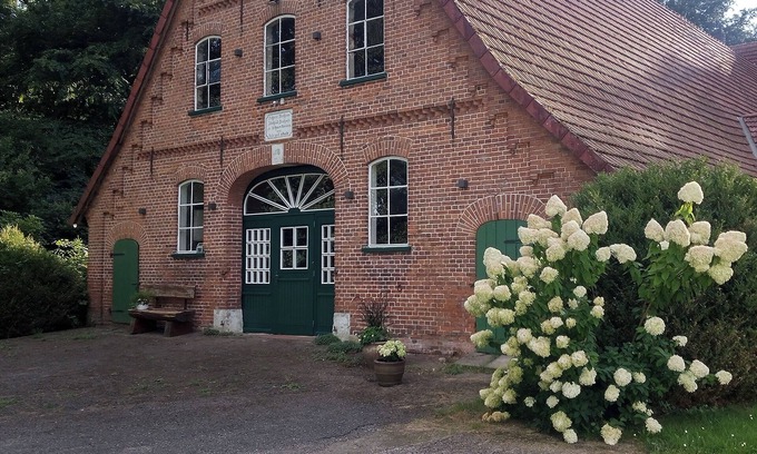 Klein Henstedt Apartment | Modern vacation apartment, Prinzhöfte