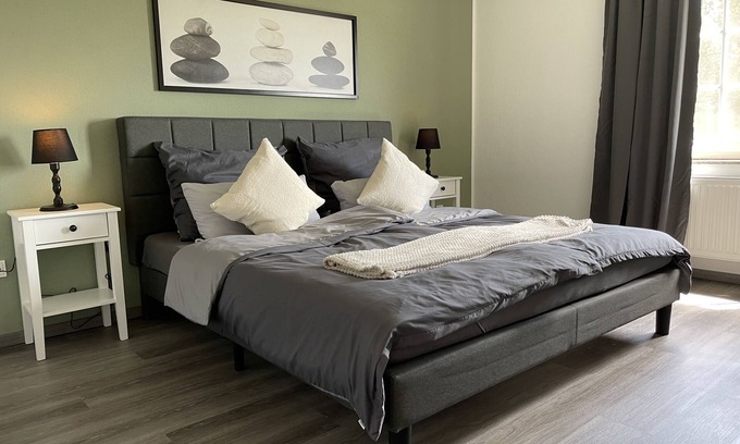 Halenfeld Condo | Modern vacation apartment with 3 bedrooms - perfect for up to 8 people!