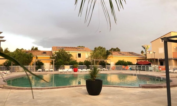 Latour-Bas-Elne House | Modern vacation home T2 with access to pool