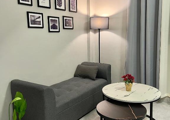 Bicol Region House | Modern Vacation Home Apartelle Near Centro