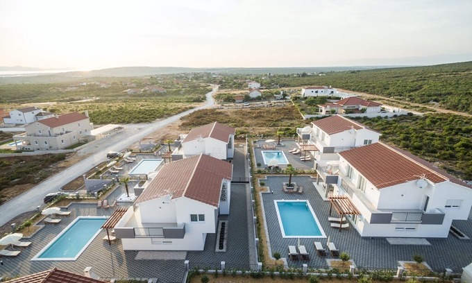 Debeljak Villa | Modern villa near the beach in Sukosan