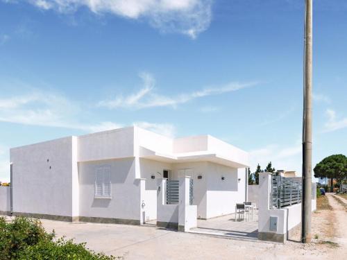 Trapani House | Modern Villa Near Trapani
