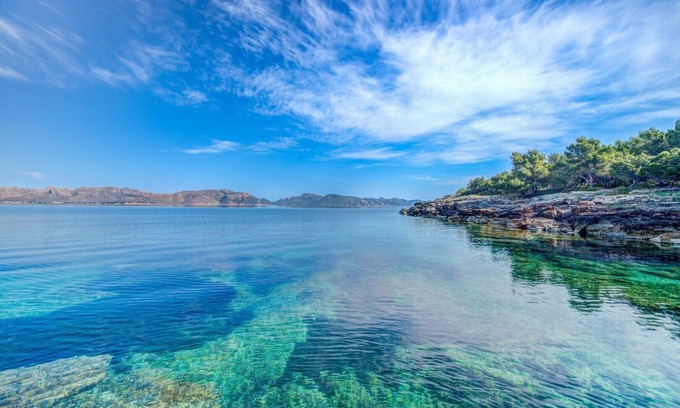 Marina Manresa Villa | MODERN VILLA ON THE SEA IN MANRESA, POLLENSA