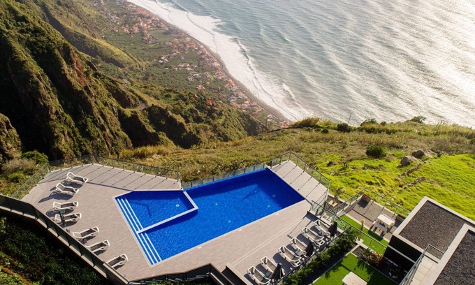 Paul do Mar Apartment | Modern villa, shared infinity pool | SunsetCliff 6