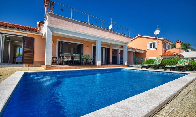 Sveta Marina Villa | Modern villas with pool and great sea views, best amenities.
