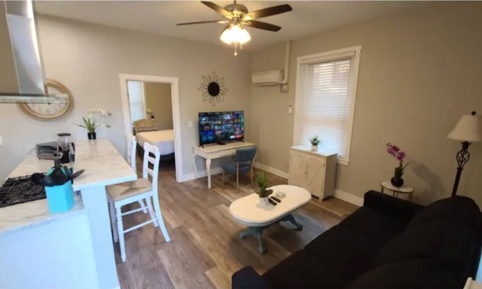 Downtown Condo | Modern Vintage Lifestyle