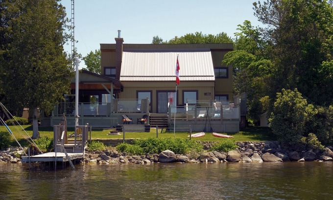 Hastings House | Modern Waterfront Home ~10ppl~Breathtaking Sunsets