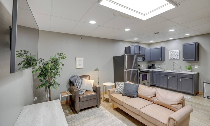 Yankton Apartment | Modern Yankton Apartment Near Riverside Park!