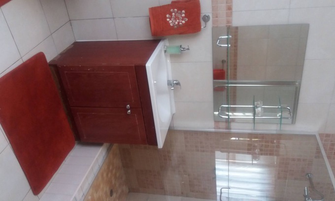 Tshwane House | Modern cozy private room in a secure estate.