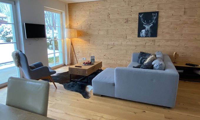 Unterschonau Apartment | Moderne Ferienwohnung mit 2 Schlafzimmern in Traumhafter Umgebung