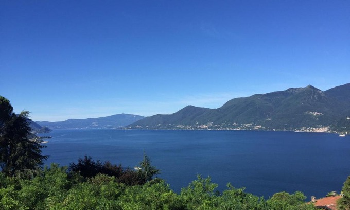 Poppino Apartment | Moderne Ferienwohnung mit Traumseeblick Lago Maggiore