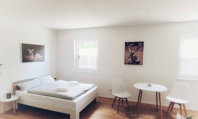 Dietersheim Apartment | Moderne, Kleine Ferienwohnung im Schönen Mittelfranken