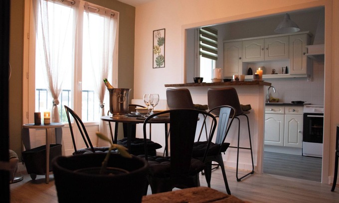 Chateauroux Apartment | Moderne Lemoine Idéal Voyages D'affaires