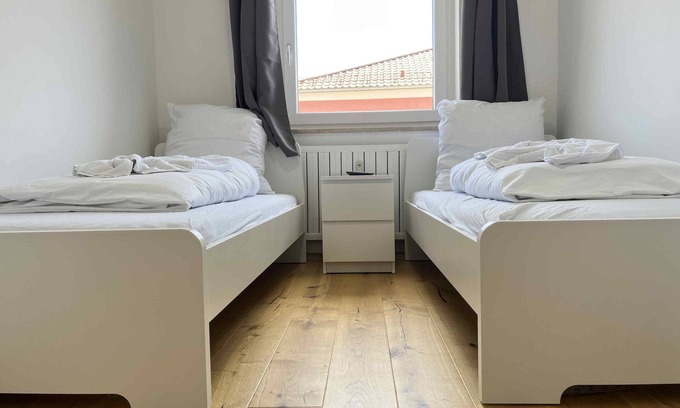 Schwandorf Apartment | Moderne Monteurwohnung mit Balkon