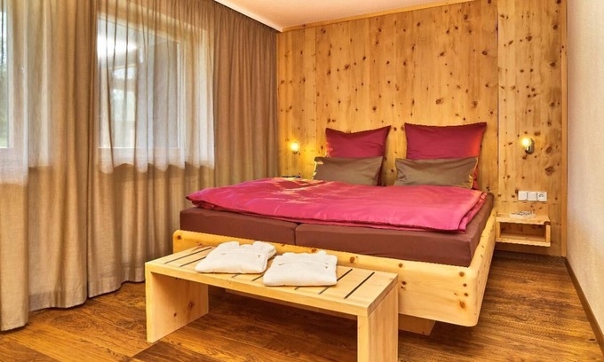 Kollnburg Apartment | Moderne Suite (55 m2) mit eigener Sauna auf dem Balkon