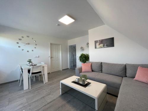 Luenen Apartment | Moderne Wohnung nah am Cappenberger-See, 1-4 Gäste