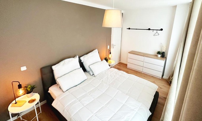 Eicken Apartment | Modernes City-Apartment in Mönchengladbach
