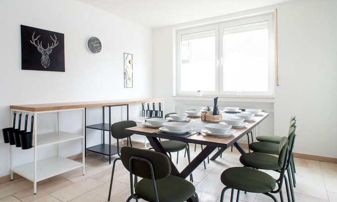 Gronau Apartment | Modernes großräumiges Apartment - zwei Bäder