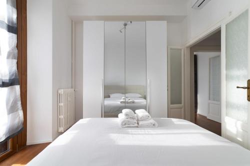 Ortica Apartment | Moderno bilocale vicino Aeroporto Linate Self check-in 24h & WiFi veloce