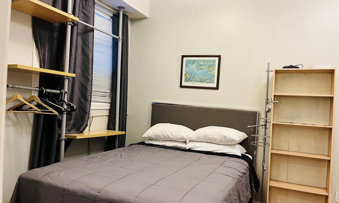 Old Town Hotel | Moe's Suite Hotel