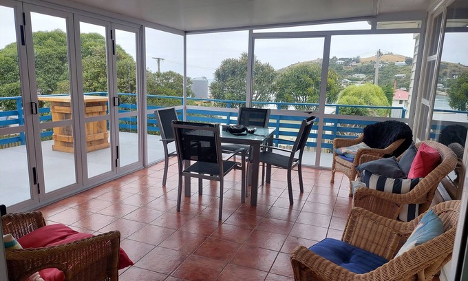 Moeraki House | Moeraki village, family sized house stunning views, 50m to the beach.