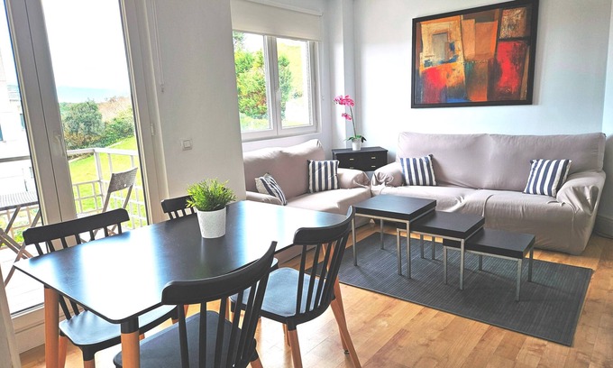 Mogro Apartment | Mogro: Apartment 3 rooms beachfront