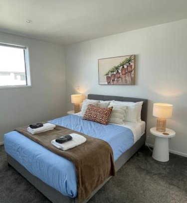 Upper Riccarton Apartment | Mohua Apartments 2 Bed 2 Bath