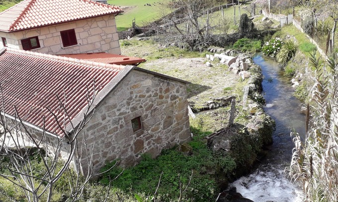 Ponte da Barca House | Moinho renovado e vintage