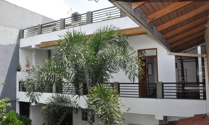 Dehiwala-Mount Lavinia House | Molesworth Homestay