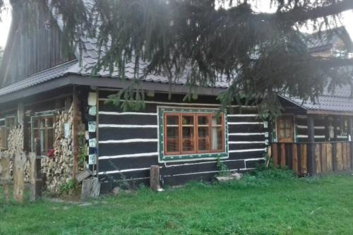 gmina Krempna Apartment | Molfar, Beskid Niski , połowa domu