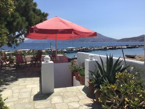 Skiros Bed & Breakfast | Molos ONE