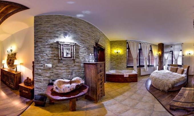 Old Town Hotel | Momini Dvori Boutique Guest House