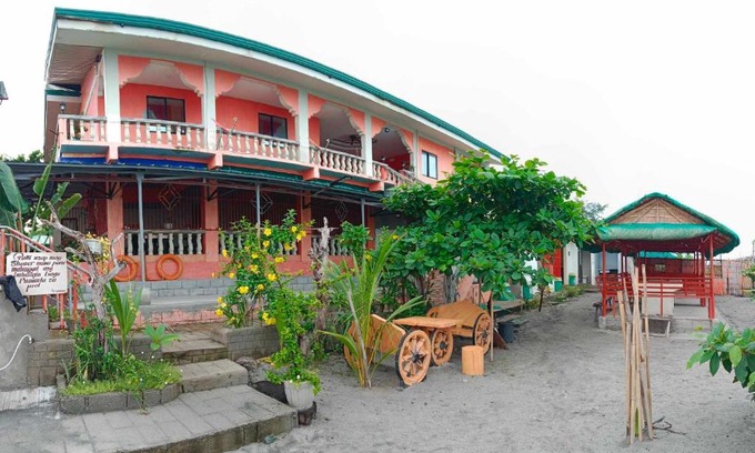 Cabangan Hotel | Mommy Linda Beach Resort