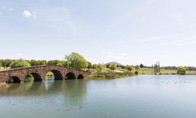 Braidwood Hotel | Mona Farm