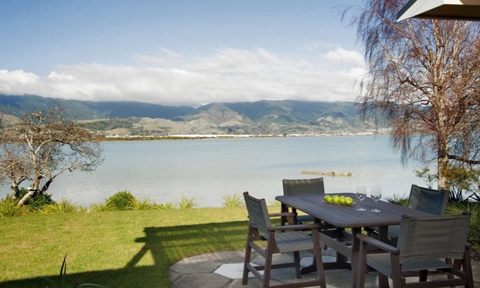 Nelson House | Monaco Waterside Magic - Holiday Home with Magnificent Water Views