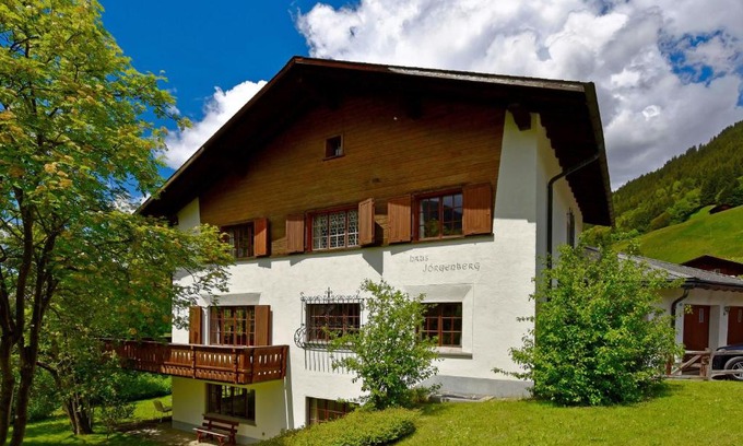 Klosters Platz Villa | Monami Apartments Klosters, Ferienhaus Jörgenberg