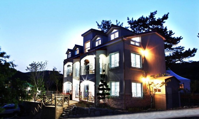 Sanyang-eup House | Monami Pension