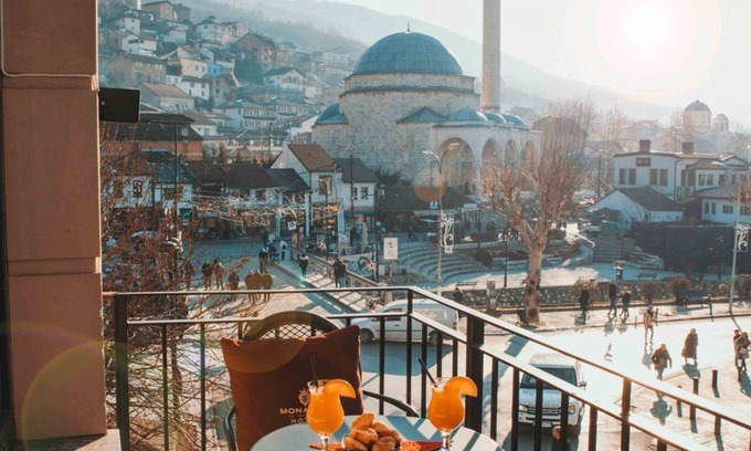 Prizren Hotel | Monarch Hotel