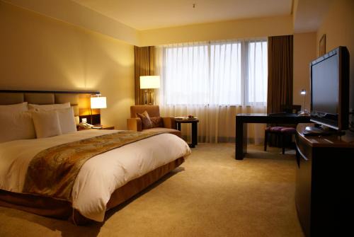 Luzhu District Hotel | Monarch Skyline Hotel-Near Taimall