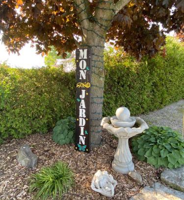 Bayham Bed & Breakfast | MonJardin Bed and Breakfast
