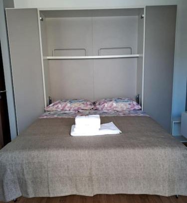 Peschiera Borromeo House | Monolocale a 10 min aereoporto di Linate